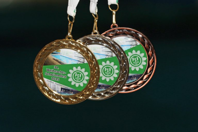 1000 Schwimmer und ein Deutscher Staffelrekord zum Abschied vom Hauptbad